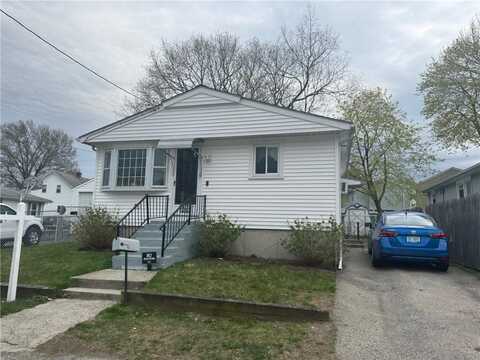 122 De Pinedo Street, Providence, RI 02904