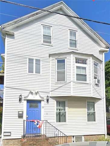 10 Howard Street, Newport, RI 02840