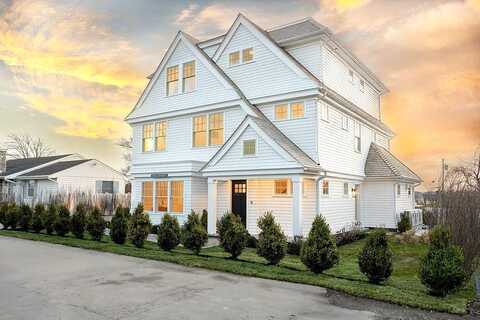 10 Stimpson Street, Middletown, RI 02842