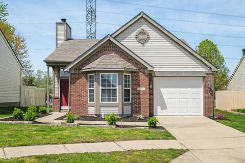 376 Lake Ridge Lane, Greenwood, IN 46142
