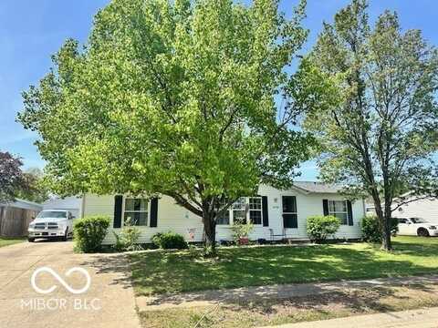 4726 Breckenridge Drive, Columbus, IN 47203