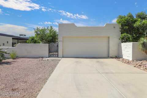 2431 W Tucana Street, Tucson, AZ 85745