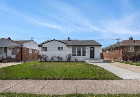 26261 Fernwood, Roseville, MI 48066