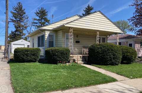 22540 Schroeder, Eastpointe, MI 48021