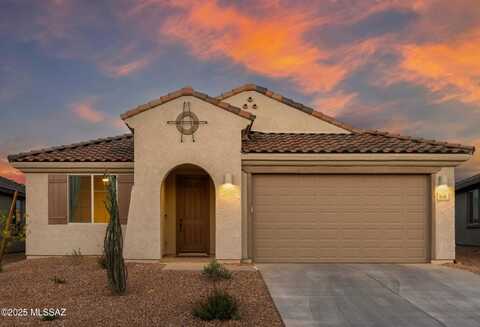 8180 S Expedition Drive, Tucson, AZ 85747