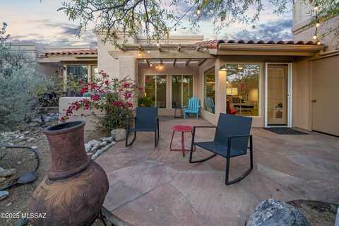 7601 N Calle Sin Envidia, Tucson, AZ 85718