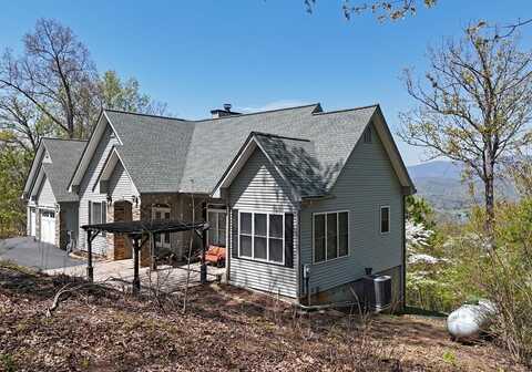62 Eagles View Court, HAYESVILLE, NC 28904