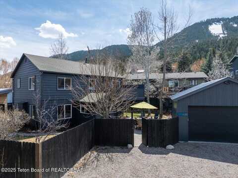 625 CACHE CREEK DRIVE Drive, Jackson, WY 83001