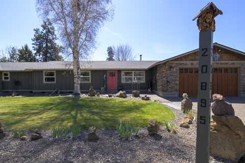 20895 Desert Woods Drive, Bend, OR 97702
