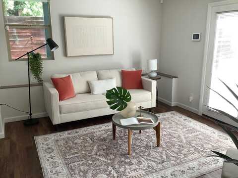 696 29th ST, OAKLAND, CA 94609