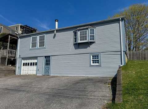 8 Tucker Ave, Tiverton, RI 02878