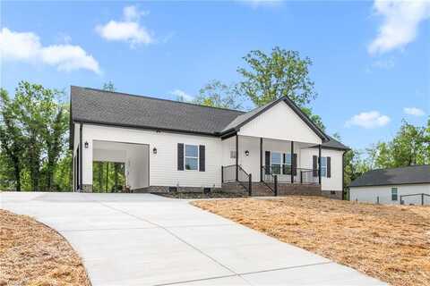 203 Bethlehem Avenue, Thomasville, NC 27360