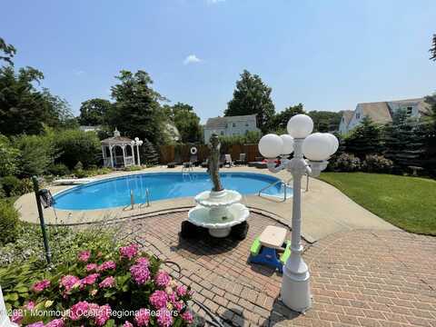 241 Cliftwood Road, Oakhurst, NJ 07755