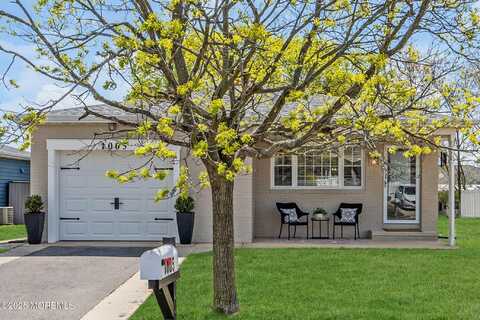 1005 Camino Real Court, Toms River, NJ 08757