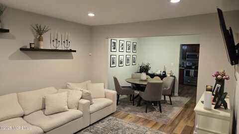 3 Primrose Lane, Brick, NJ 08724