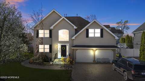 319 Maine Street, Toms River, NJ 08753