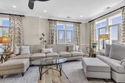301 Lake Avenue, Asbury Park, NJ 07712