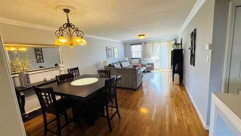 3207 Wilshire Lane, Oakdale, NY 11762