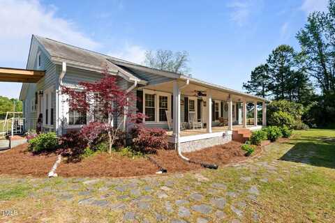8211 Julian Road, Dunn, NC 28334
