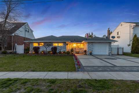 327 Niles Street, Oceanside, NY 11572