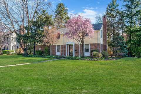 1 Prospect Avenue, Garden City, NY 11530