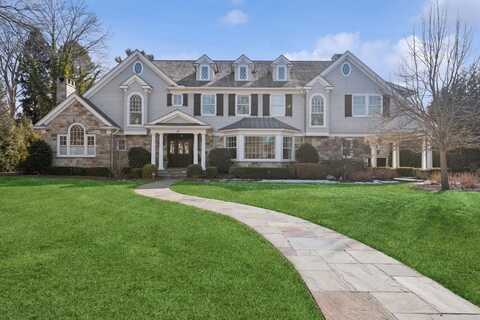 86 4th Street, Garden City, NY 11530