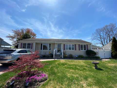 102 Thomas Street, Brentwood, NY 11717