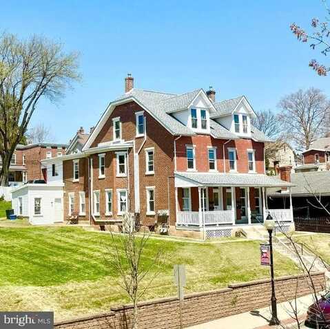 325 MAIN STREET, ROYERSFORD, PA 19468