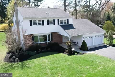 11 LOPATCONG DRIVE, EWING, NJ 08638