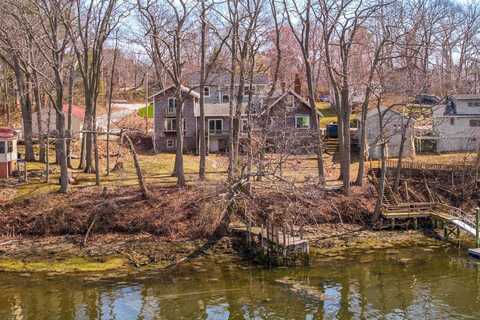 27 Oak Terrace, Kittery, ME 03904