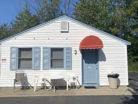 22 Ocean Park Road, Saco, ME 04072