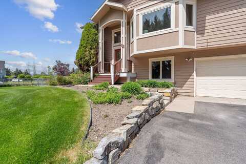 515 Country Way, Kalispell, MT 59901