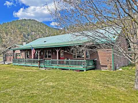 18970 East Mullan Road, Clinton, MT 59825