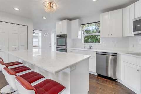 2940 14th, NAPLES, FL 34117