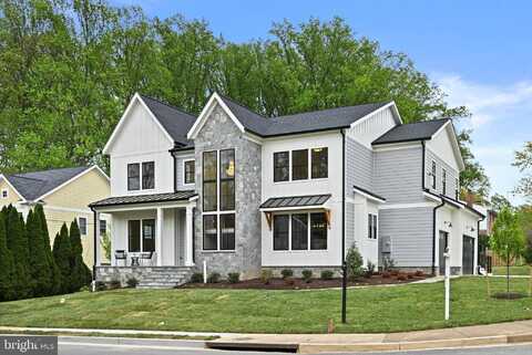321 BROADLEAF DRIVE NE, VIENNA, VA 22180