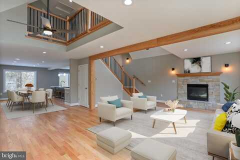628 BLACK BEAR ROAD, MAURERTOWN, VA 22644