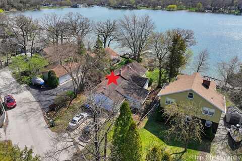 33574 N Lake Shore Drive, Grayslake, IL 60030