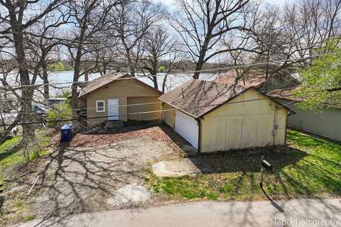 33566 N Lake Shore Drive, Grayslake, IL 60030