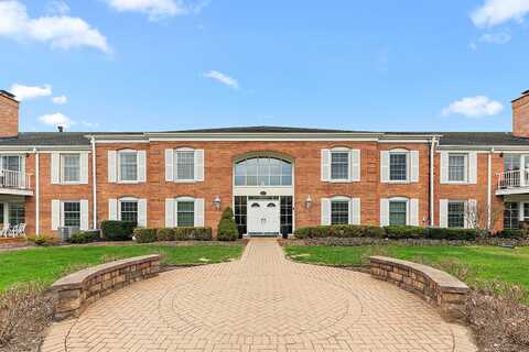 120 Carriage Way Drive, Burr Ridge, IL 60527