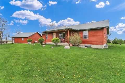 195 County Road 300E Road, Sadorus, IL 61872