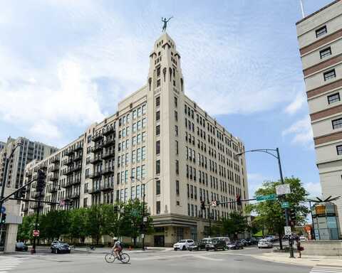 758 N Larrabee Street, Chicago, IL 60654