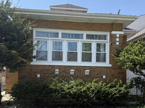 6510 S Campbell Avenue, Chicago, IL 60629