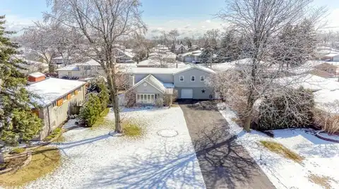 10409 S 83rd Avenue, Palos Hills, IL 60465