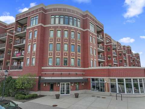 225 E Main Street, Roselle, IL 60172