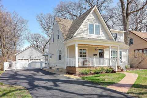 4931 Northcott Avenue, Downers Grove, IL 60515