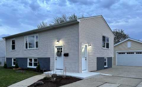 9055 Fairway Drive, Orland Park, IL 60462