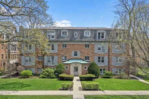 1923 SHERMAN Avenue, Evanston, IL 60201