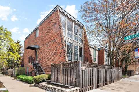 558 W ARMITAGE Avenue, Chicago, IL 60614