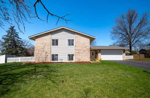 2532 Lee Street, Woodridge, IL 60517