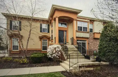 316 De Trevi, Bloomingdale, IL 60108
